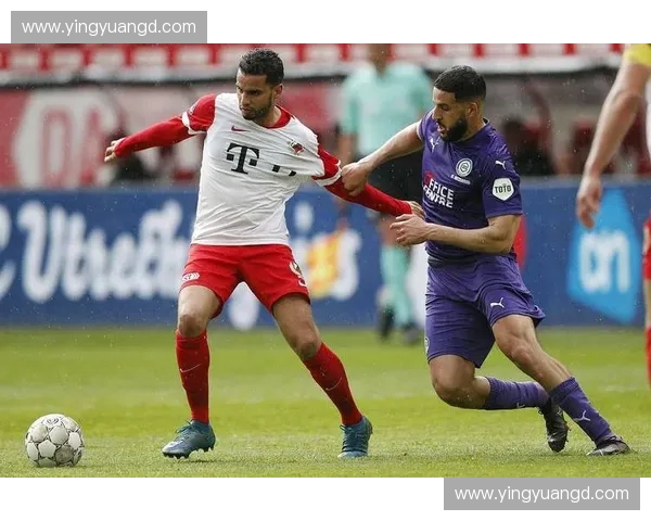 荷甲劲旅征战欧联杯赛场新篇章 强强对决引领欧洲足球风云